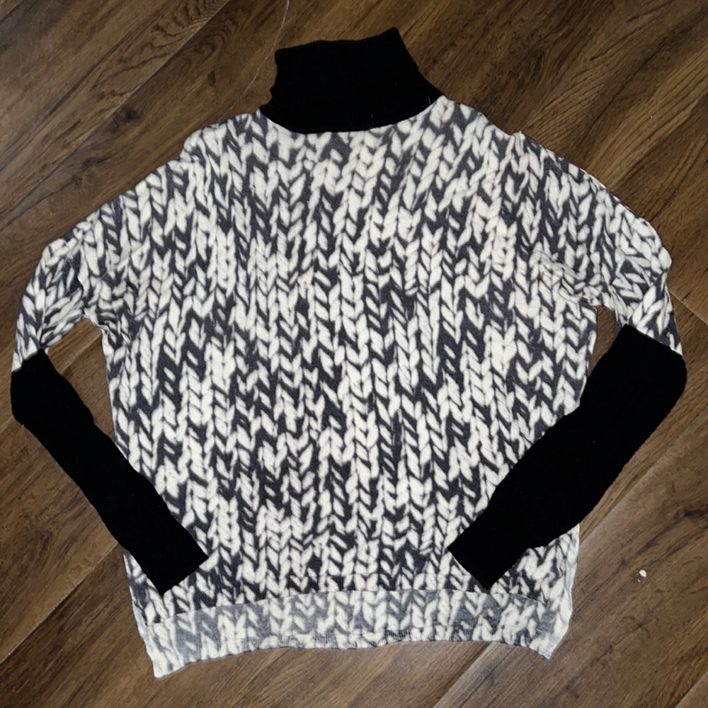 Size 2 Karen Millen turtleneck sweater